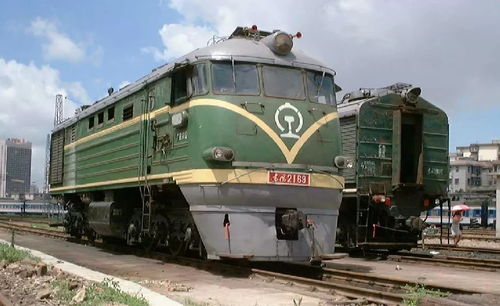 西瓜、橘子、老虎、藍(lán)貓……讓人大開眼界的中國火車機(jī)車簡譜及花名